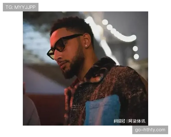 篮网队官方：本·西蒙斯接受背部微创手术，赛季报销